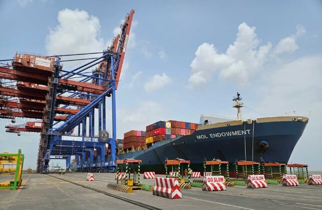 Freight Forwarding in Pipavav